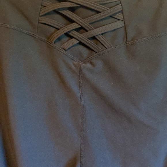 A cute pair of black tights goes with everything! - Picture 3 of 4